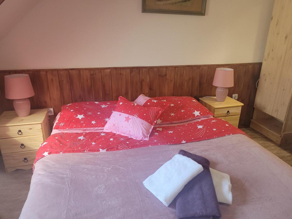 Leganyi Apartmanhaz Eger Exteriör bild